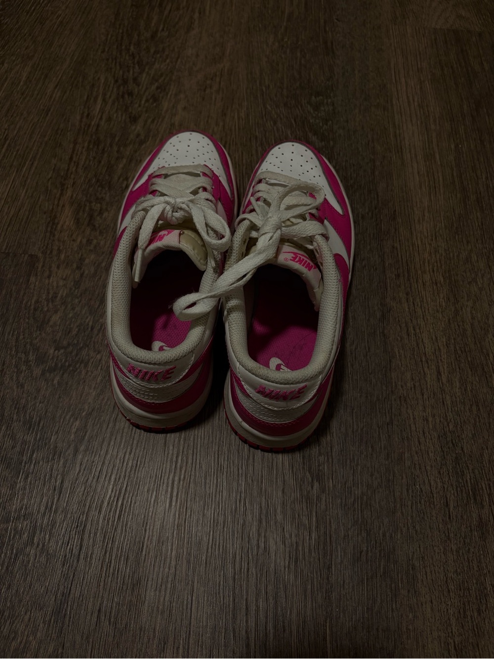 Nike Kids White and Pink Low-Top Sneakers